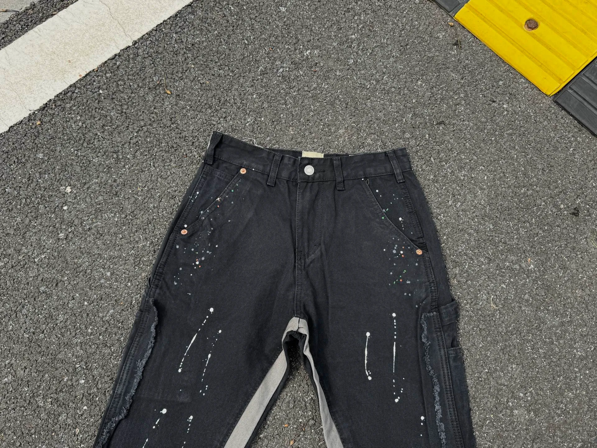 P220💰G33 GALLERY DEPT. Spliced ​​washed retro jeans for men and women high street splashed ink trousers micro-flared casual trousers trendy couple same style Color: Black Size: S-XXL (corresponding to 28-36)